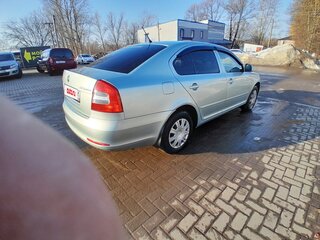 2012 Skoda Octavia II (A5) Рестайлинг, зелёный, 600000 рублей, вид 3