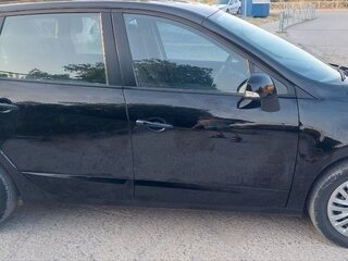2011 Renault Scenic III, чёрный, 820000 рублей, вид 4