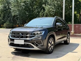 2023 Volkswagen Tayron I Рестайлинг, чёрный, 2329300 рублей, вид 1