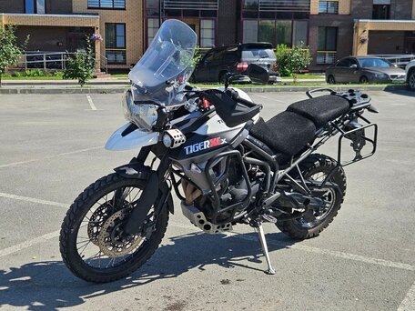 2017 Triumph Tiger 800, белый, 820000 рублей, вид 1