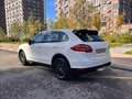 2010 Porsche Cayenne II (958), бежевый, 1950000 рублей - вид 3