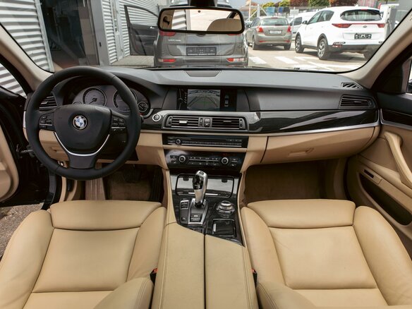 2011 BMW 5 серии 523i VI (F10/F11/F07), чёрный, 1495000 рублей - вид 15