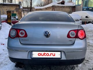 2008 Volkswagen Passat B6, серебристый, 750000 рублей, вид 4