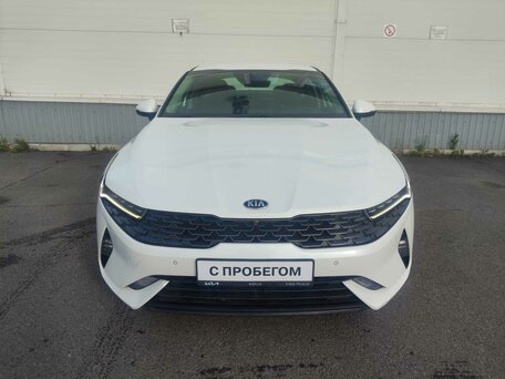 2021 Kia K5 III, белый, 2280000 рублей, вид 3