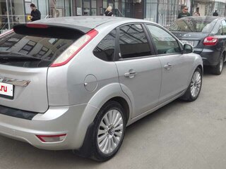 2008 Ford Focus II Рестайлинг, серебристый, 620000 рублей, вид 2