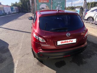 2012 Nissan Qashqai I Рестайлинг, красный, 1150000 рублей, вид 4