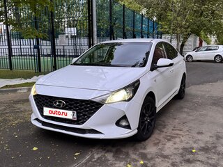 2021 Hyundai Solaris II Рестайлинг, белый, 1280000 рублей, вид 1