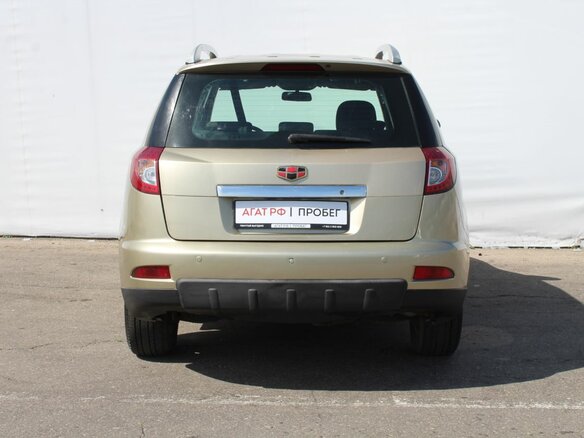 2015 Geely Emgrand X7 I, бежевый, 520000 рублей - вид 5