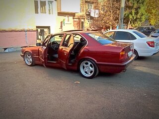 1994 BMW 5 серии 520i III (E34), пурпурный, 1000000 рублей, вид 5