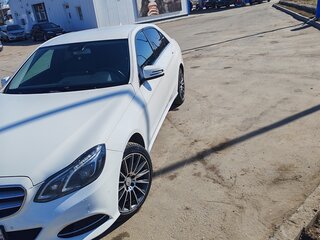 2013 Mercedes-Benz E-Класс 200 IV (W212, S212, C207) Рестайлинг, белый, 1800000 рублей, вид 2