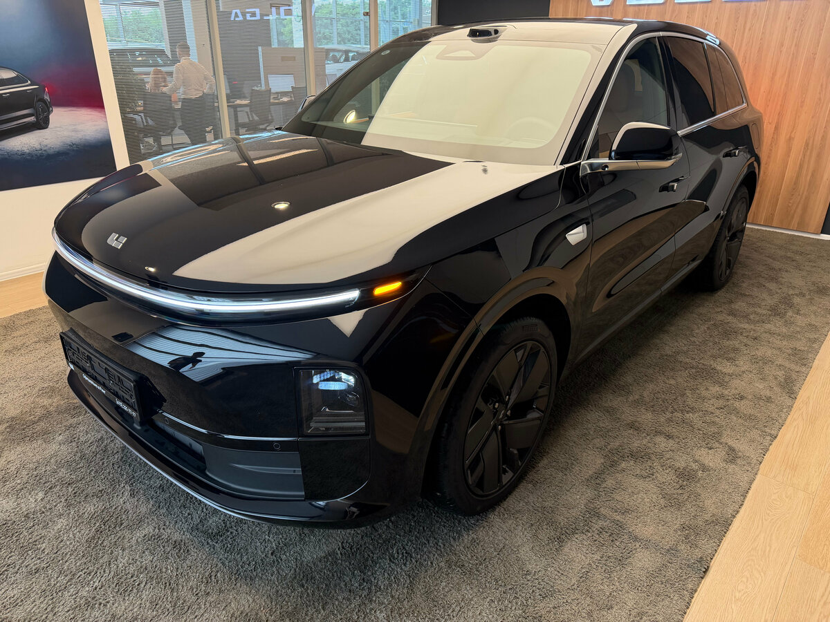 Открыть фотографии: Li Auto (Lixiang) L6 I
