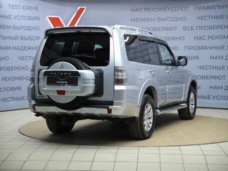 2011 Mitsubishi Pajero IV Рестайлинг 1, серебристый, 1250000 рублей, вид 5