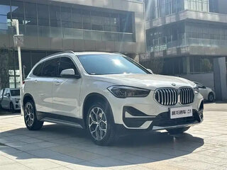 2022 BMW X1 Long 20Li sDrive II (F48) Рестайлинг, белый, 2200000 рублей, вид 4