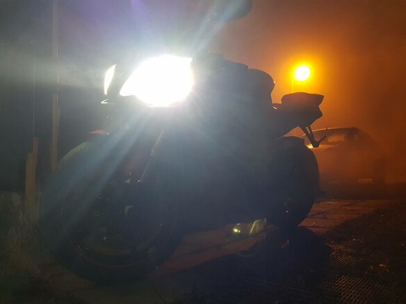 2006 Yamaha YZF-R6, белый, 770000 рублей - вид 9