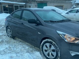 2015 Hyundai Solaris I Рестайлинг, серый, 945000 рублей, вид 3