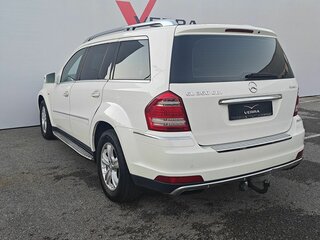 2010 Mercedes-Benz GL-Класс 350 I (X164) Рестайлинг, белый, 1550000 рублей, вид 3