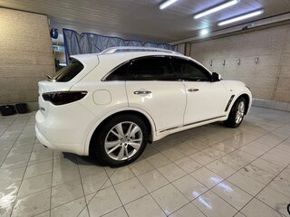 2013 Infiniti QX70, белый, 2090000 рублей, вид 4