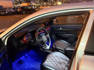 2022 Kia Rio IV Рестайлинг, серый, 1400000 рублей, вид 5
