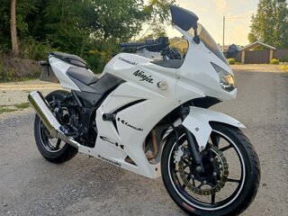 2011 Kawasaki Ninja 250R, белый, 315000 рублей, вид 1
