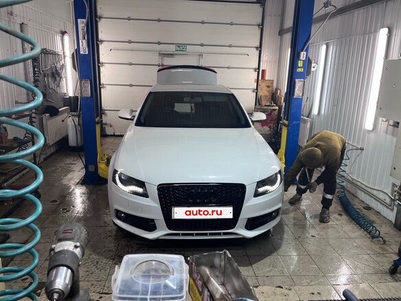 2011 Audi A4 IV (B8), белый, 800000 рублей - вид 7