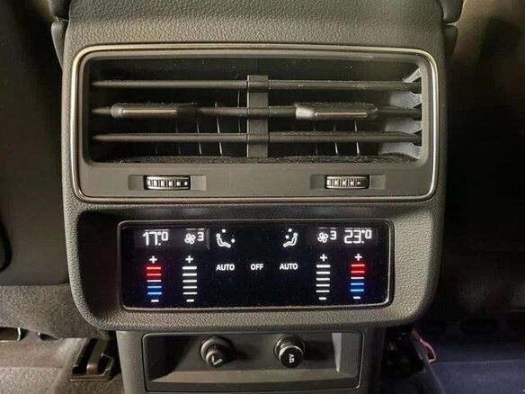 2023 Audi Q7 55 TFSI II (4M) Рестайлинг, чёрный, 8900000 рублей - вид 17