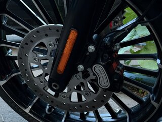 2023 Harley-Davidson Breakout, чёрный, 2150000 рублей, вид 3
