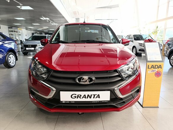 2026 Lada (ВАЗ) Granta I Рестайлинг, красный, 1083000 рублей