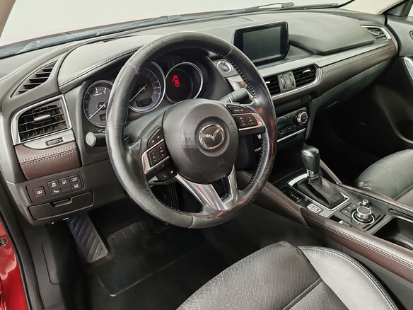 2016 Mazda 6 III (GJ) Рестайлинг, красный, 1700000 рублей - вид 18