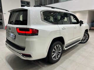 2026 Toyota Land Cruiser 300 Series, белый, 15990000 рублей, вид 5