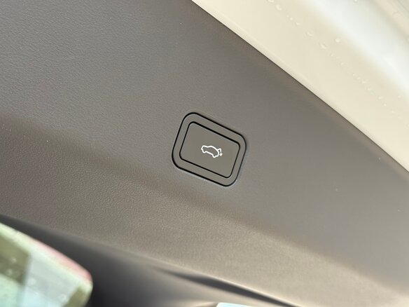 2026 Geely Monjaro I, белый, 4904990 рублей - вид 20