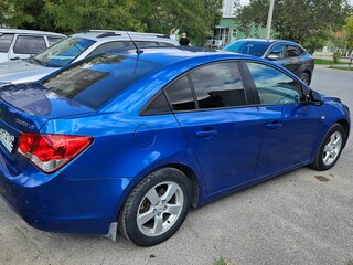 2011 Chevrolet Cruze I, синий, 585000 рублей, вид 3