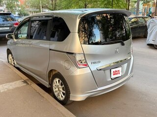 2012 Honda Freed I Рестайлинг, серебристый, 1080000 рублей, вид 4