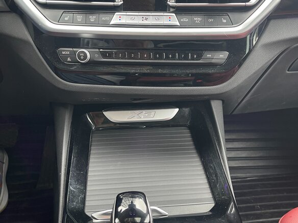 2022 BMW X3 25i xDrive III (G01) Рестайлинг, белый - вид 14