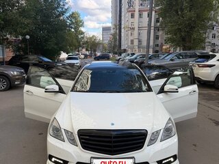 2009 Mercedes-Benz E-Класс 350 IV (W212, S212, C207), белый, 1350000 рублей, вид 3