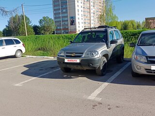 2018 Chevrolet Niva I Рестайлинг, серый, 870000 рублей, вид 2