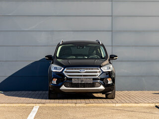 2017 Ford Kuga II Рестайлинг, чёрный, 1695000 рублей, вид 2