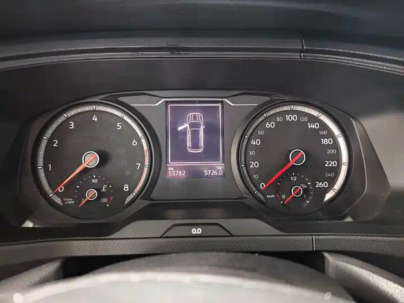 2021 Volkswagen Tharu I, белый, 1550000 рублей - вид 10