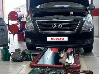 2016 Hyundai H-1 II Рестайлинг, чёрный, 2530000 рублей, вид 2