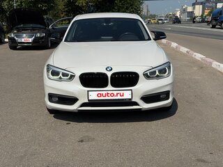 2017 BMW 1 серии 118i II (F20/F21) Рестайлинг 2, белый, 1680000 рублей, вид 2