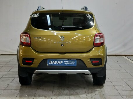 2015 Renault Sandero Stepway II, золотистый, 740000 рублей, вид 5