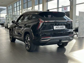 2026 Geely Atlas II, чёрный, 4119990 рублей, вид 2
