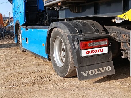 2021 Volvo FH 540, синий, 9150000 рублей, вид 4