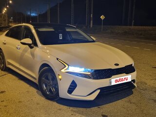 2020 Kia K5 III, белый, 2280000 рублей, вид 4