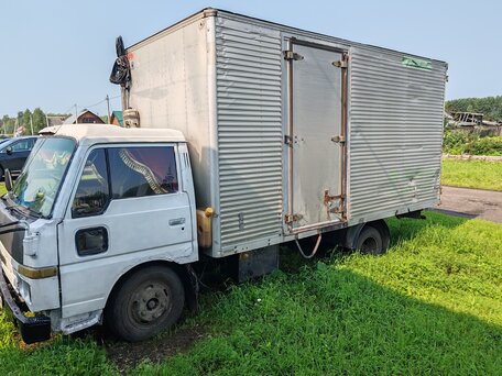1991 Nissan Condor, белый, 300000 рублей, вид 3