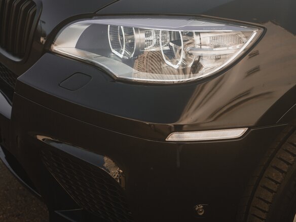 2013 BMW X6 M I (E71) Рестайлинг, чёрный, 2700000 рублей - вид 13