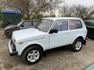 2010 Lada (ВАЗ) 2121 (4x4) I Рестайлинг, белый, 400000 рублей, вид 3