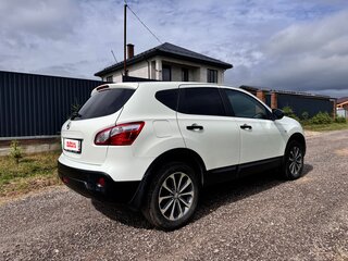 2012 Nissan Qashqai I Рестайлинг, белый, 900000 рублей, вид 4