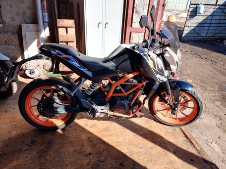 2014 KTM 390 Duke, оранжевый, 320000 рублей, вид 2