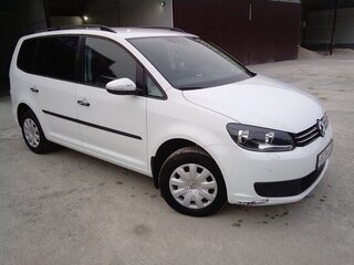 2014 Volkswagen Touran I Рестайлинг 2, белый, 720000 рублей, вид 3