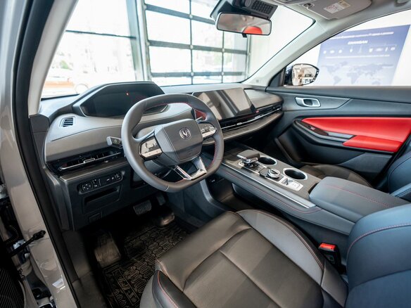 2025 Changan UNI-S I, серый, 3179900 рублей - вид 13